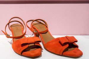 Rode Chie dames zomer schoenen in de winkel Mary Jane iaan de Oosterstraat in Groningen