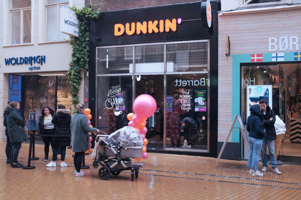 Dunkin' - donutshop Herestraat Groningen