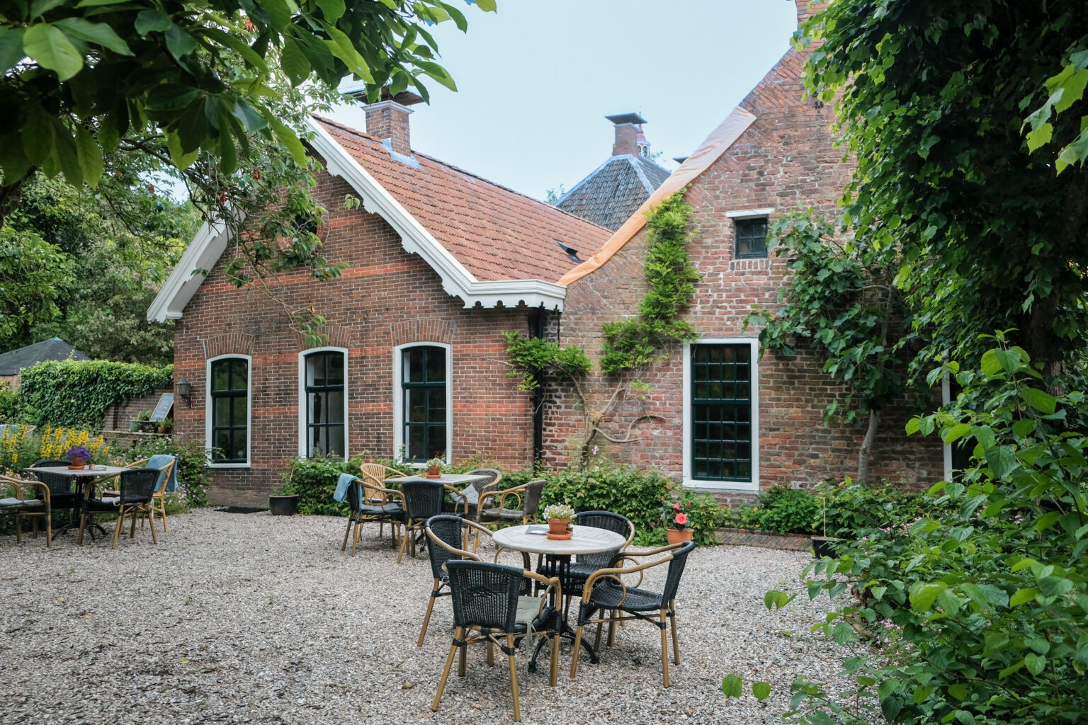 Mendels theehuis en bakkerijmuseum, Kerkstraat 3 in Middelstum