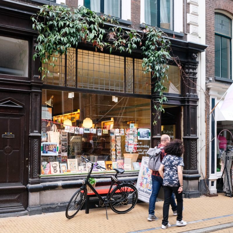Boekenwinkels in Groningen: Walter's Books aan de Oude Kijk in 't Jatstraat 10